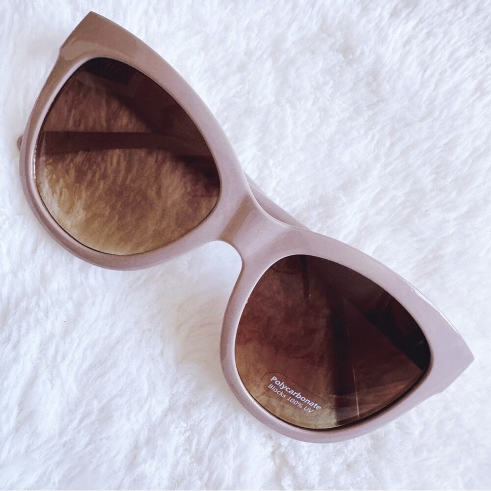 Mina Light Tan Chic Sunglasses
